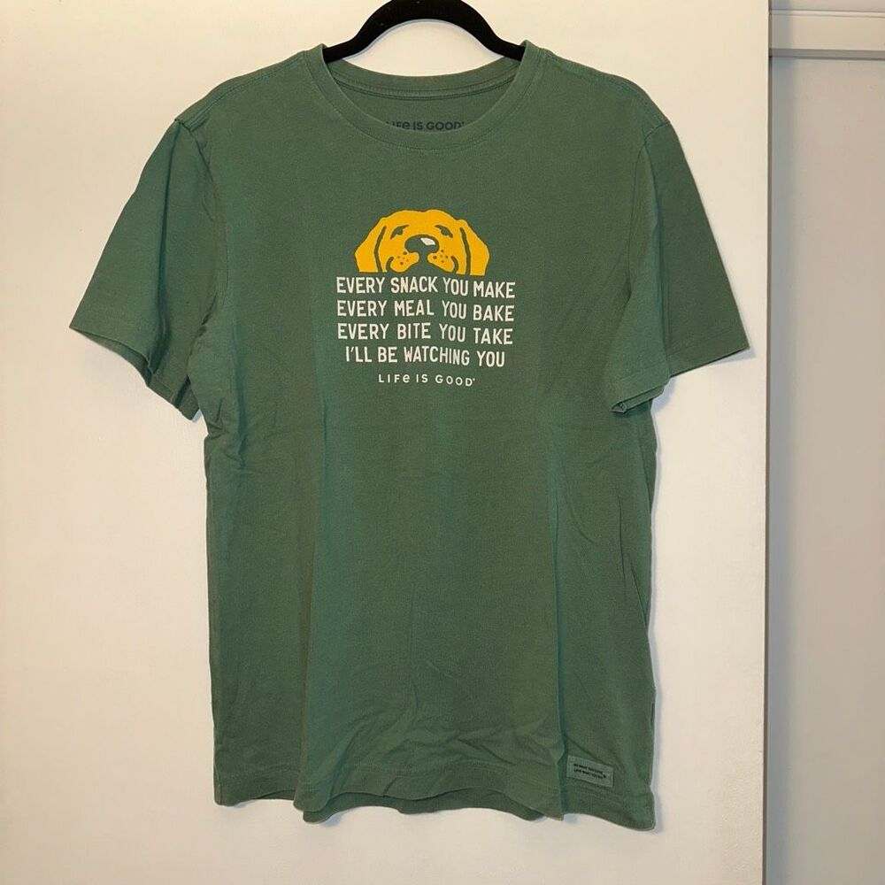 Life is Good Men’s Medium Crusher Short Sleeve Tee Green w Yellow Dog Quote EUC